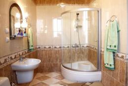 Санаторий Жемчужина Прикарпатья, 6-комнатный 2-этажный Апартамент, Санузел