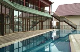 Отель Веселый Хотэй общий вид