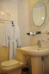   отель Феодосия Крым Феодосия санузел номер полулюкс