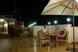 Отель Алые Паруса, бар Капитан Грей