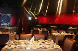 VIP отель Ореанда, Ночной клуб Ривьера