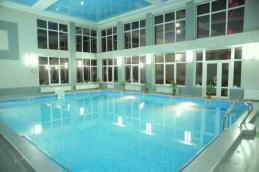 Отель Империя бассейн