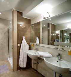 Санаторий Шале Грааль апартаменты Royal apart санузел фото