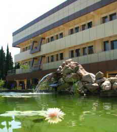 Санаторий Золотой Колос лечебный корпус фото