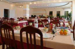 Санаторий Полтава-Крым столовая фото