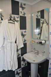   отель Феодосия Крым Феодосия санузел номер люкс