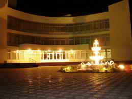 Санаторий им. Пирогова. Крым, Саки. Фонтан