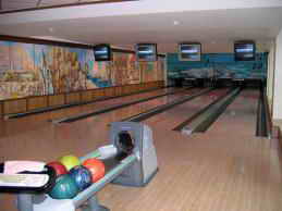 Отель Аквапарк, боулинг