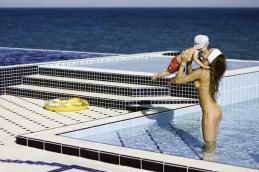 VIP отель Респект Холл. Пляж. Бассейн