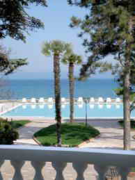 Отель Рэдиссон САС Резорт Алушта (Крымская Ривьера), бассейн фото