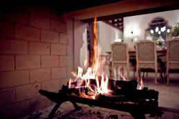 Резиденция Крымский Бриз вилла Ласточка камин